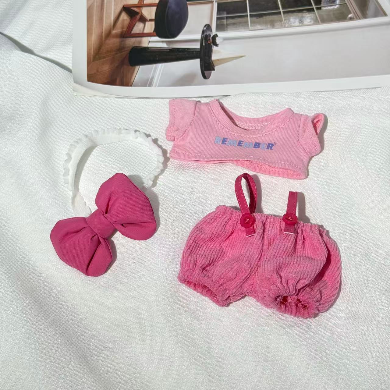 Pink Bib For Labubu