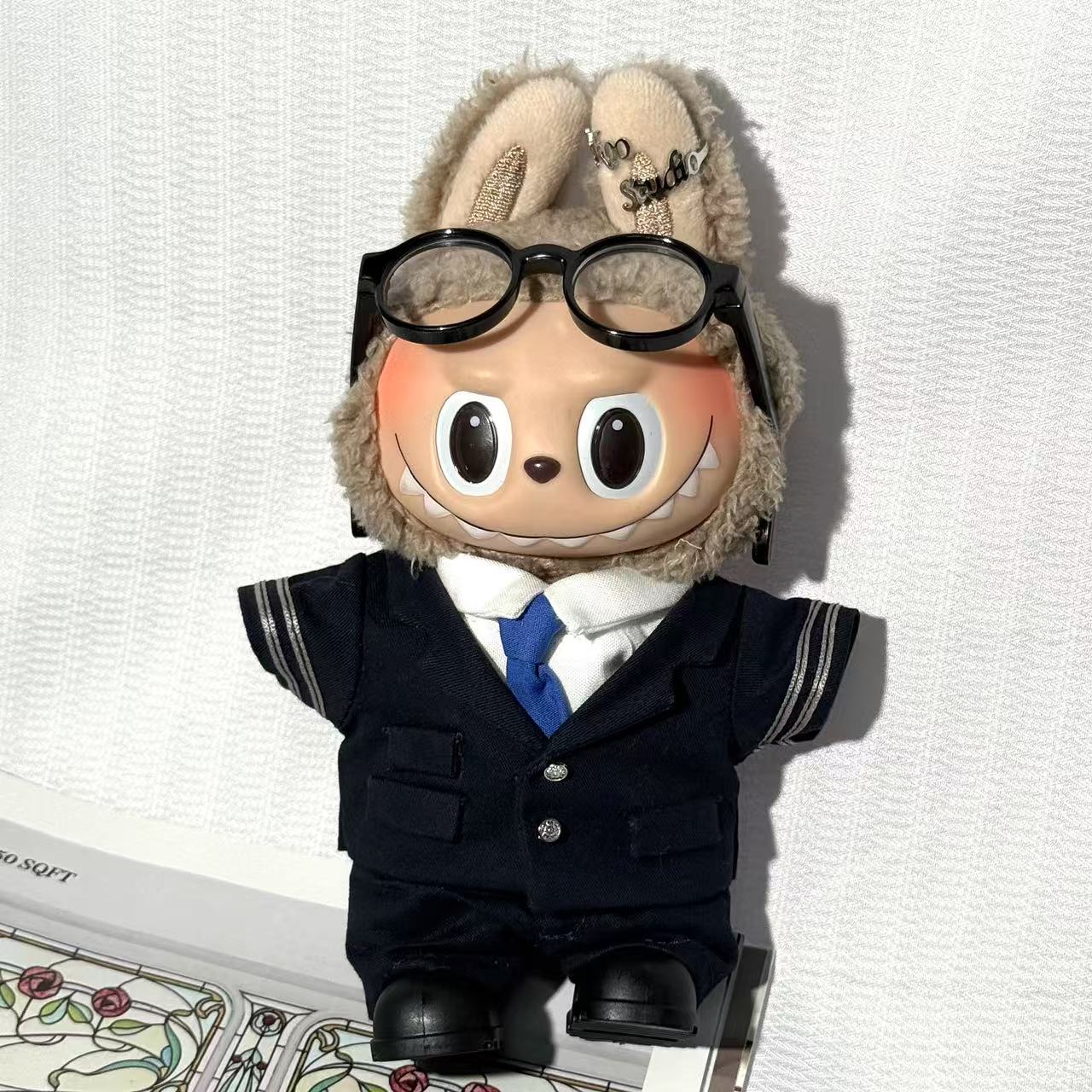 United Airline Uniform