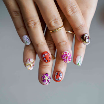 Bloom Funk Colorful Chrome Press-On Nails – main view