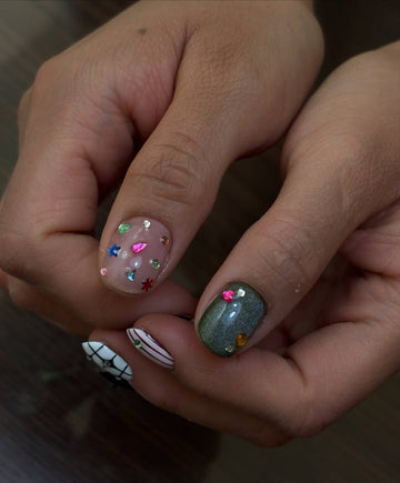 Night Garden Stripe Mix Press-On Nails – main view
