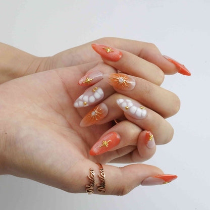Solar Flame medium almond cat eye red press on nails by Kakakoo detail photo 5