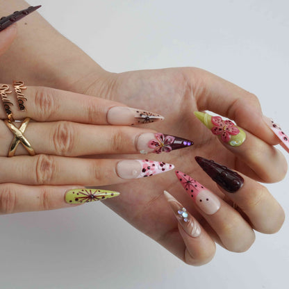 Blush Garden stiletto floral press on nails by Kakakoo detail photo 4