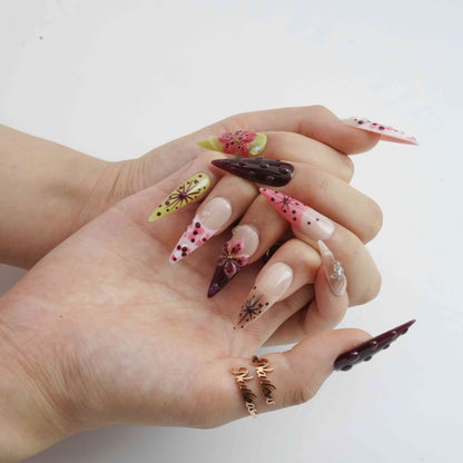 Blush Garden stiletto floral press on nails by Kakakoo detail photo 2