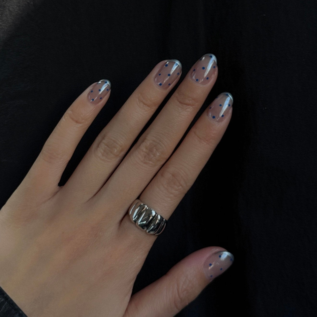 Blue Drizzle Dot Press-On Nails – view 3