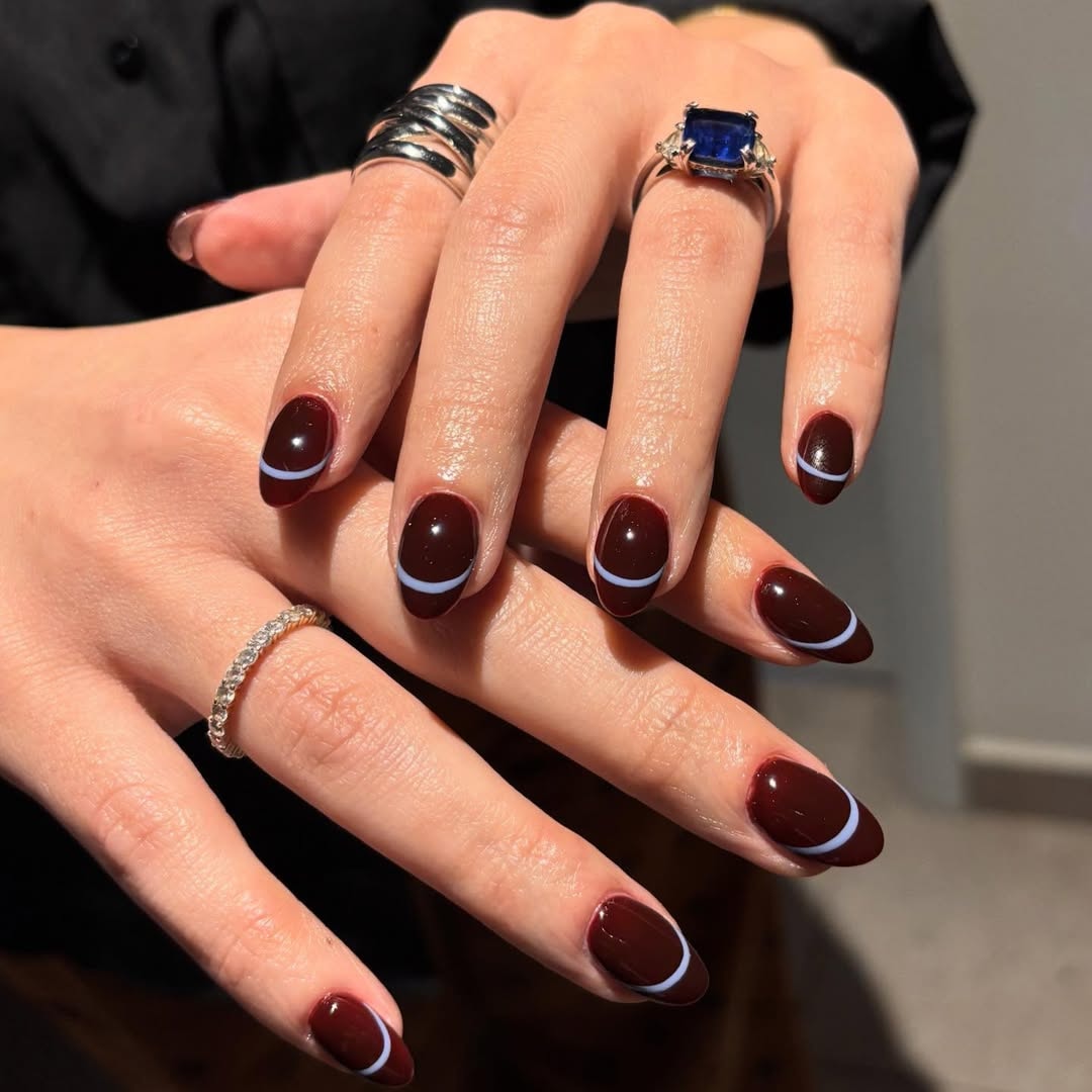 Burgundy Outline French Press-On Nails – view 2