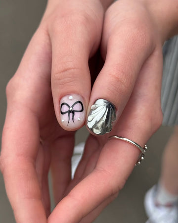 Candy Noir Bow Graphic Press-On Nails – main view