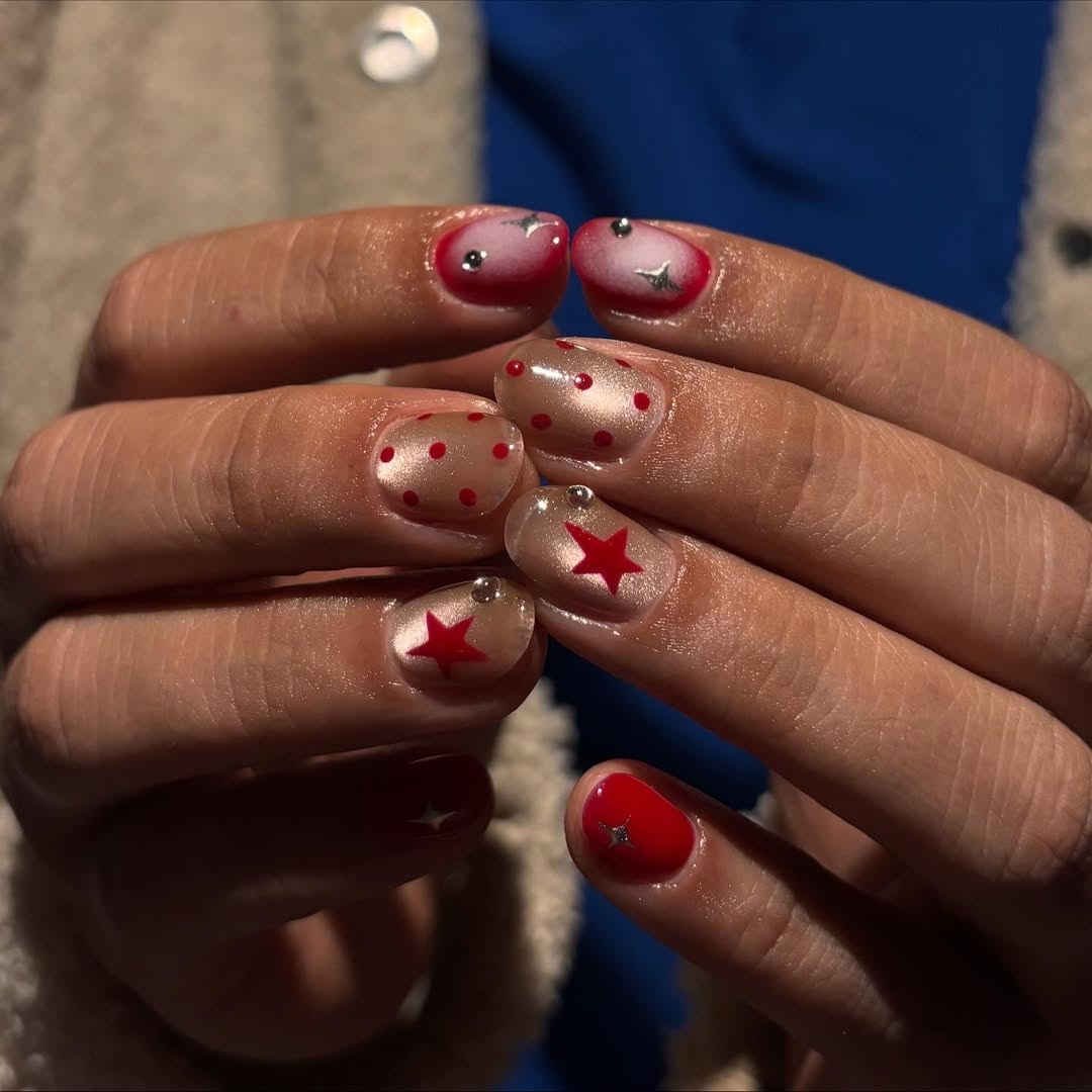 Cherry Pop Star Polka-Dot Press-On Nails – view 5