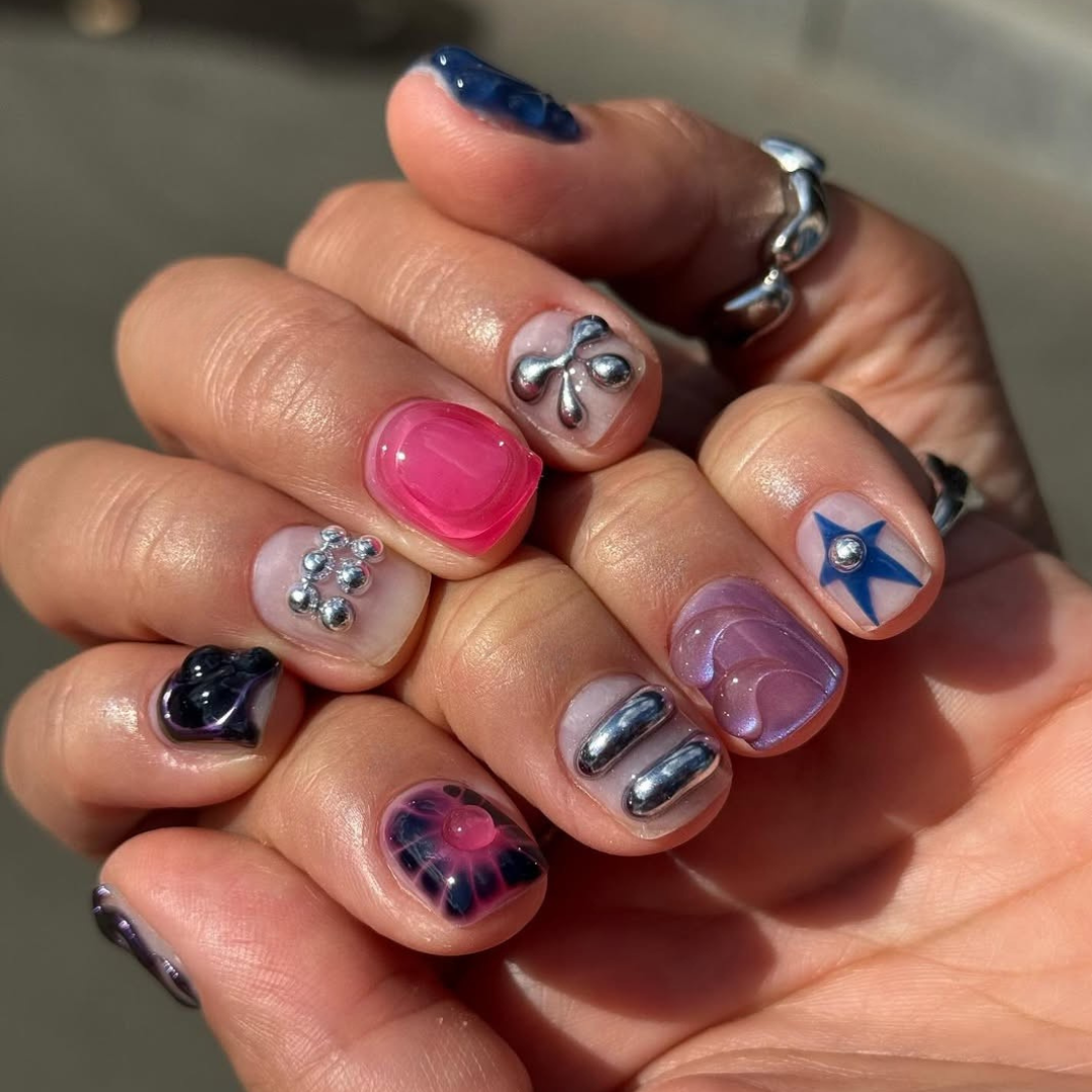 Cosmic Candy Pink Chrome Press-On Nails – view 2