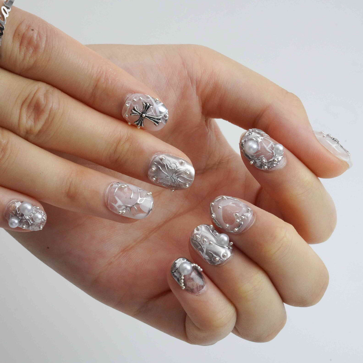 End Realm Silver Jeweled Press-On Nails – view 2