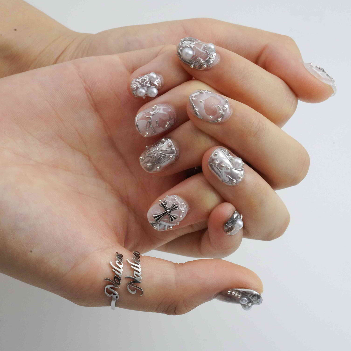 End Realm Silver Jeweled Press-On Nails – view 3
