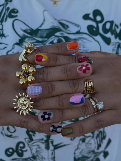 Flower Market Color-Block Press-On Nails – view 2