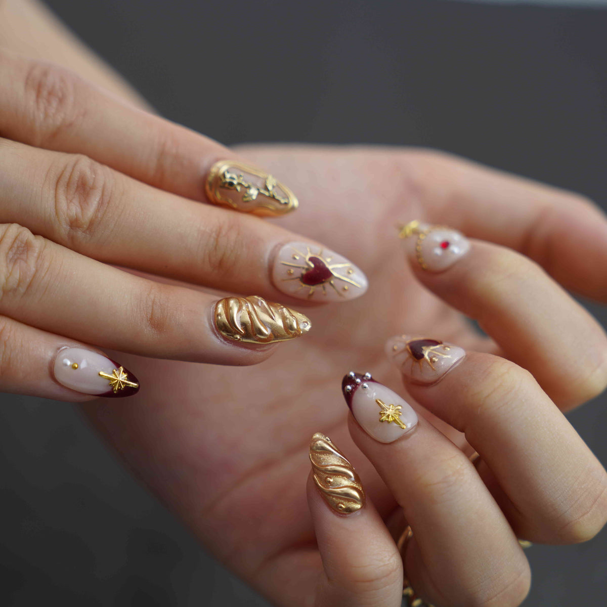 Golden Era Celestial Press-On Nails – view 3