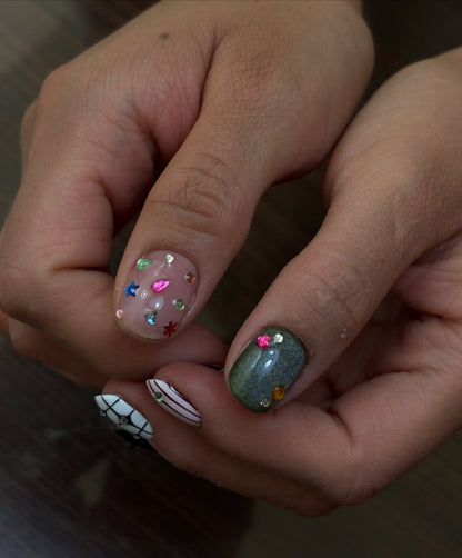 Night Garden Stripe Mix Press-On Nails – main view