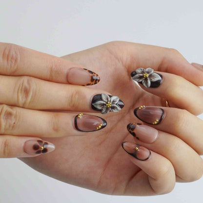 Noir Flora Brown Floral Press-On Nails – view 4