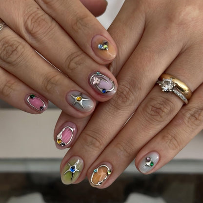 Pastel Porthole Star Press-On Nails – main view