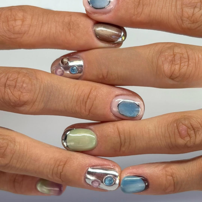 Pastel Relic Chrome Jewel Press-On Nails – view 4