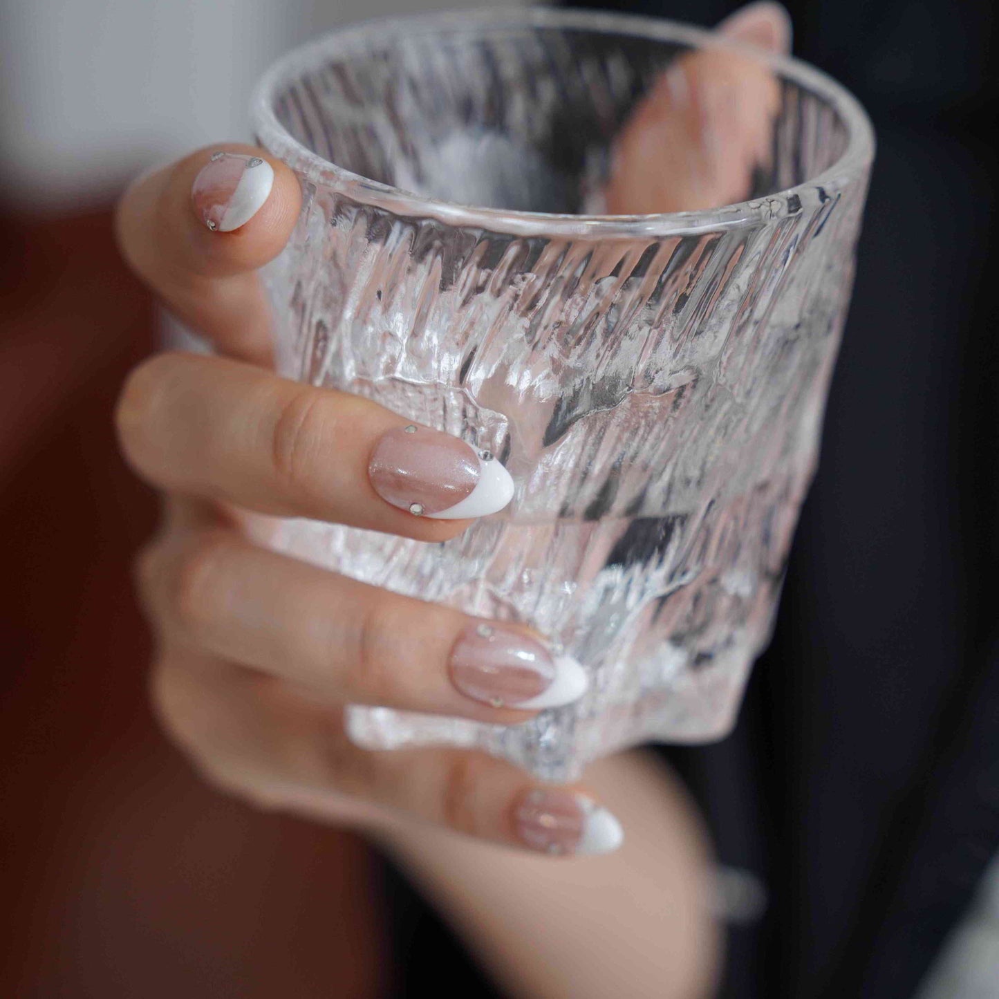 Pearl French Chrome Press-On Nails – view 6