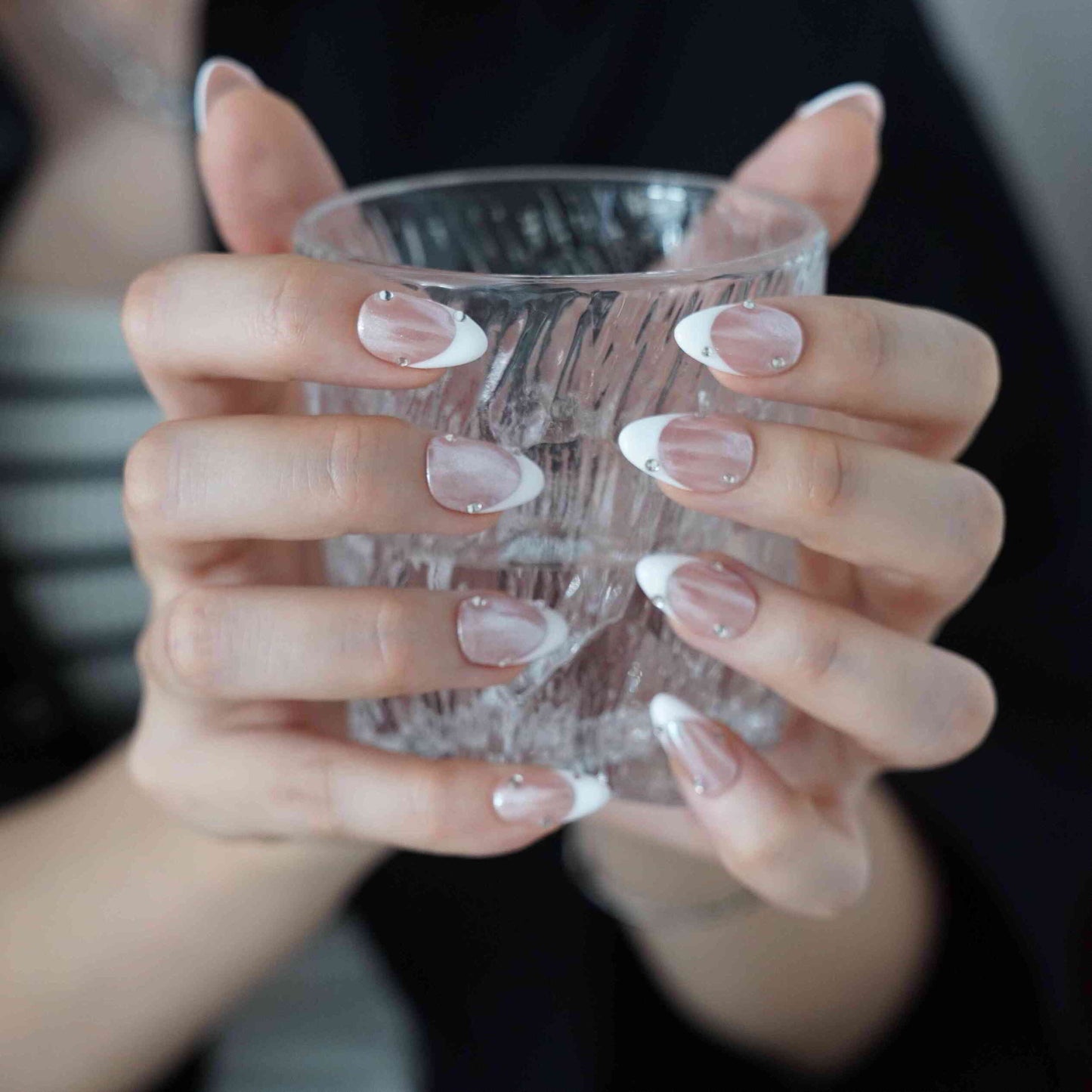 Pearl French Chrome Press-On Nails – view 16