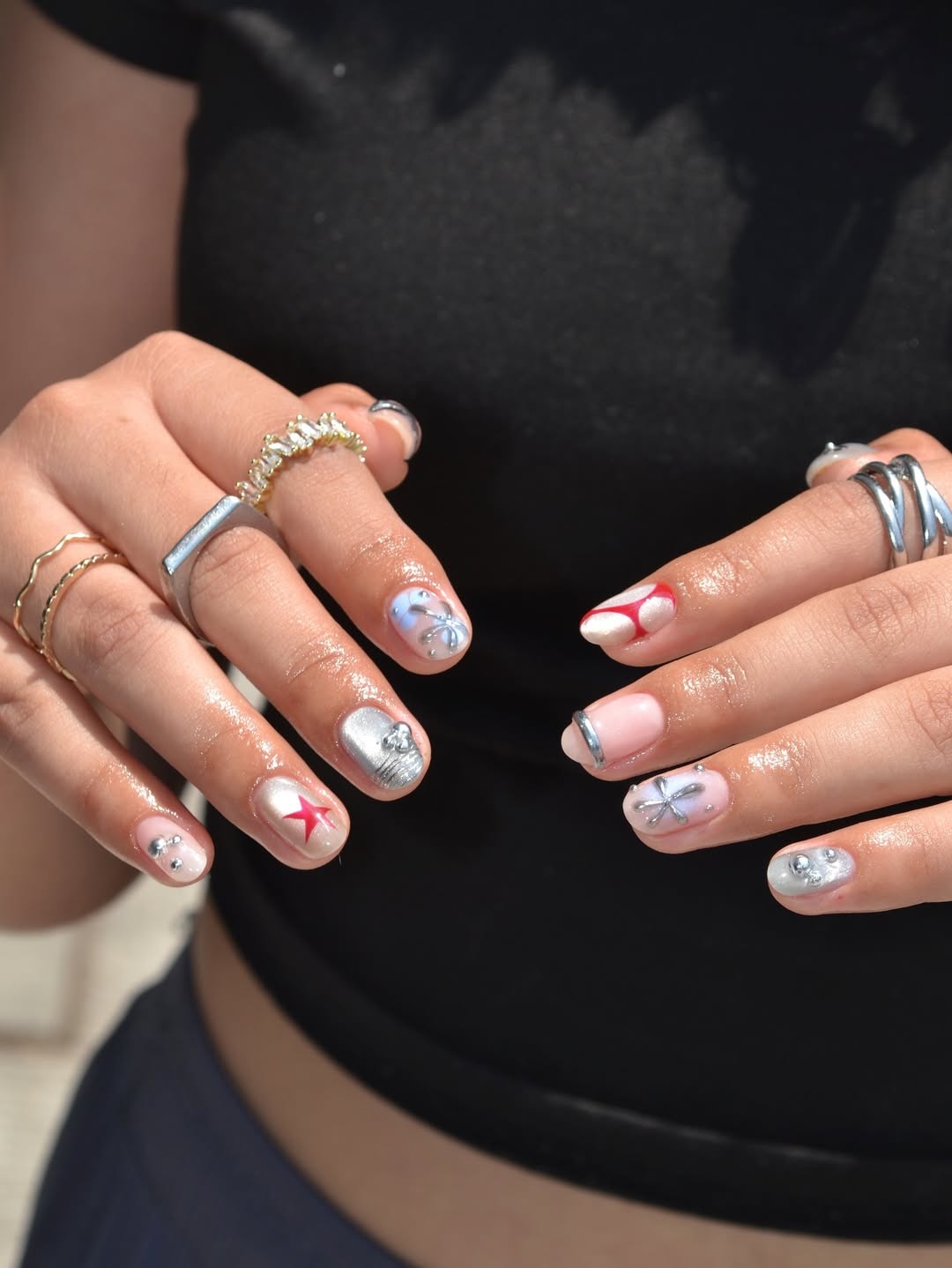 Silver Sky Mixed Graphic Press-On Nails – view 3