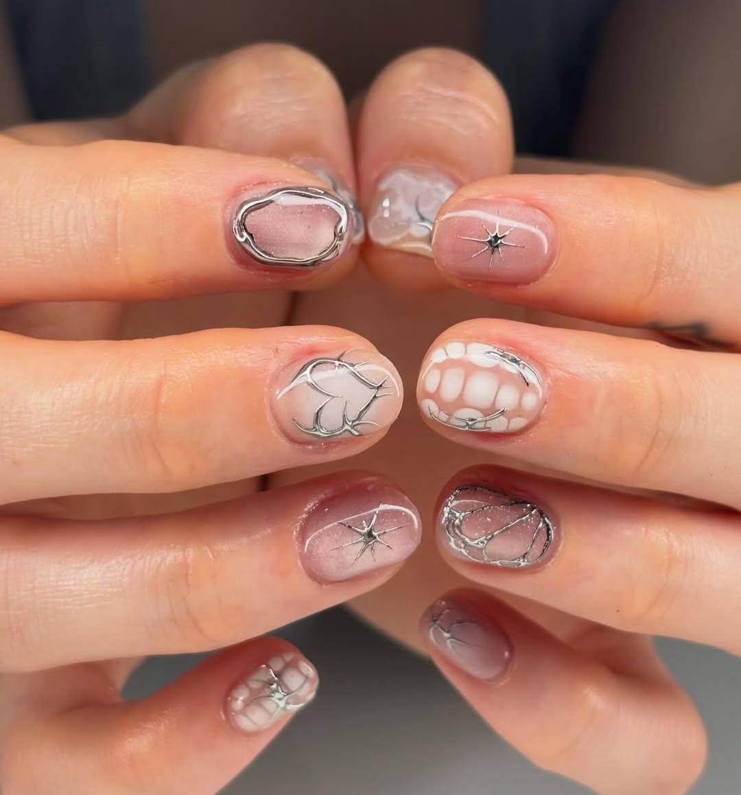 Silver Web Pink Graphic Press-On Nails – main view